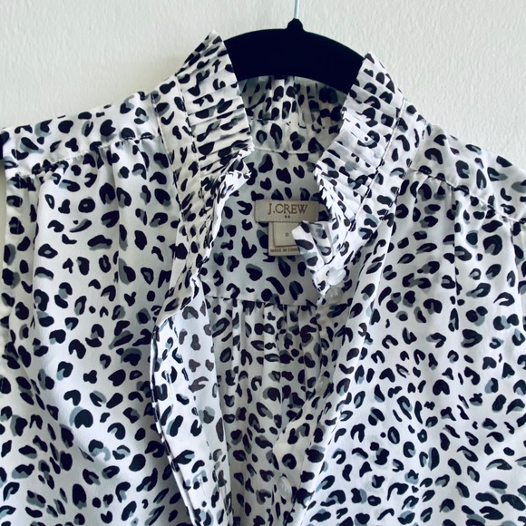 J. Crew White Leopard Printing Sleeveless Shirt - Picture 3 of 3